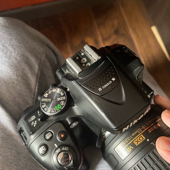 Nikon camera - Picture 4 of 4